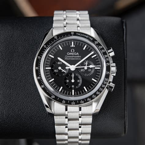 omega speedmaster sapphire sandwich replica|omega speedmaster sapphire sandwich 3861.